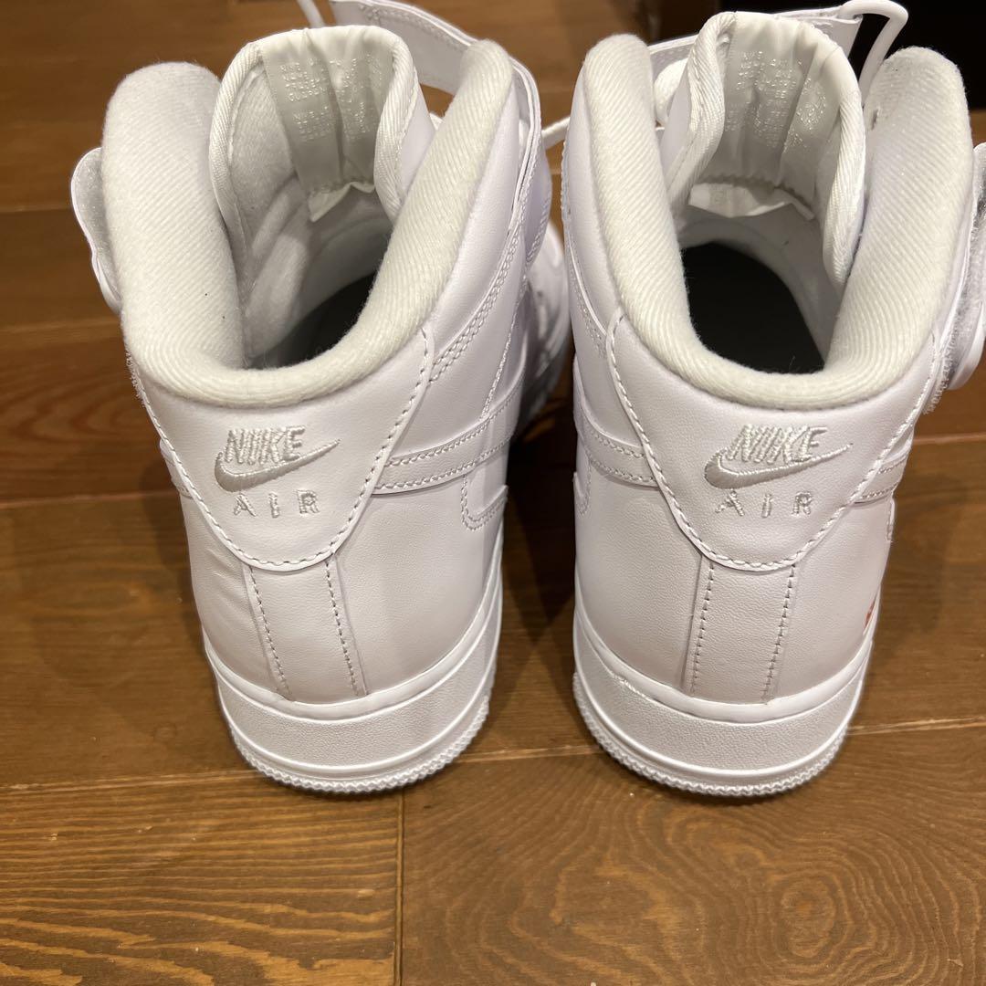 Nike Air Force 1 Supreme ホワイト　27センチ　US9 Amazon.com | Nike Men's Air Force 1 Low Supreme Mini Box