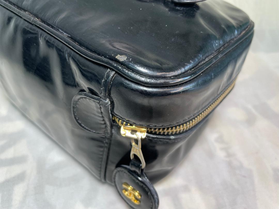 CHANEL シャネル バニティ バッグ メイクバッグ パテント ポーチ