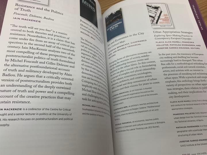 メルカリ Diy 英字素材に 英字カタログ 英字新聞セット ラッピング 包装 777 中古や未使用のフリマ