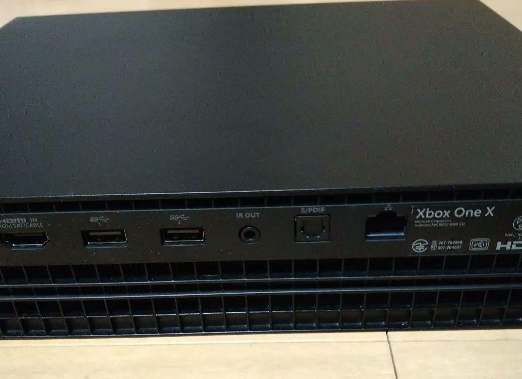 Xbox One X 本体 コントローラー付き 4K