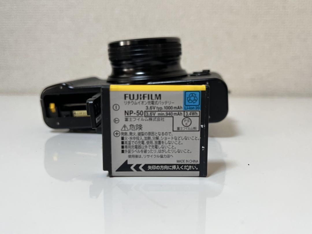 FUJIFILM