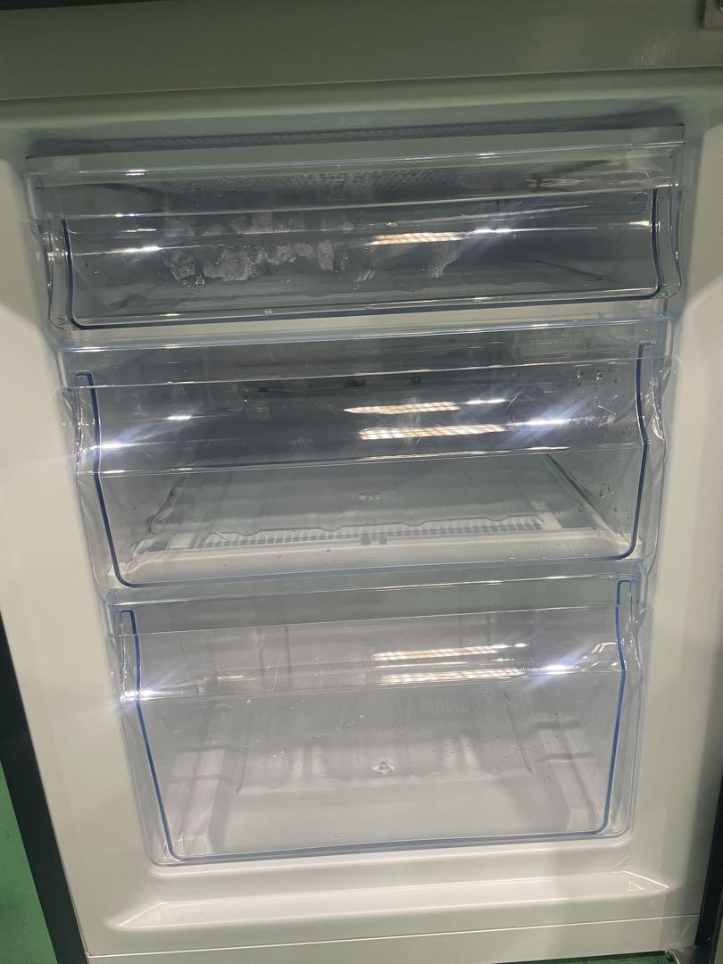 2024年製Hisense ブラック冷蔵庫 HR-D1701B K2