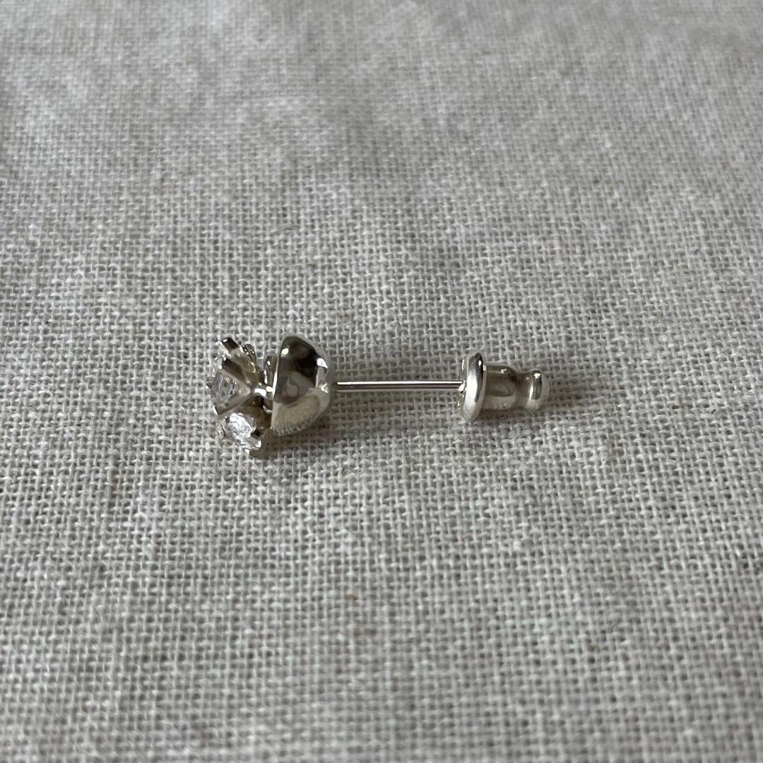 魅力の e.m. ジルコニア3石 ピアス - アクセサリーオンライン アクセサリー