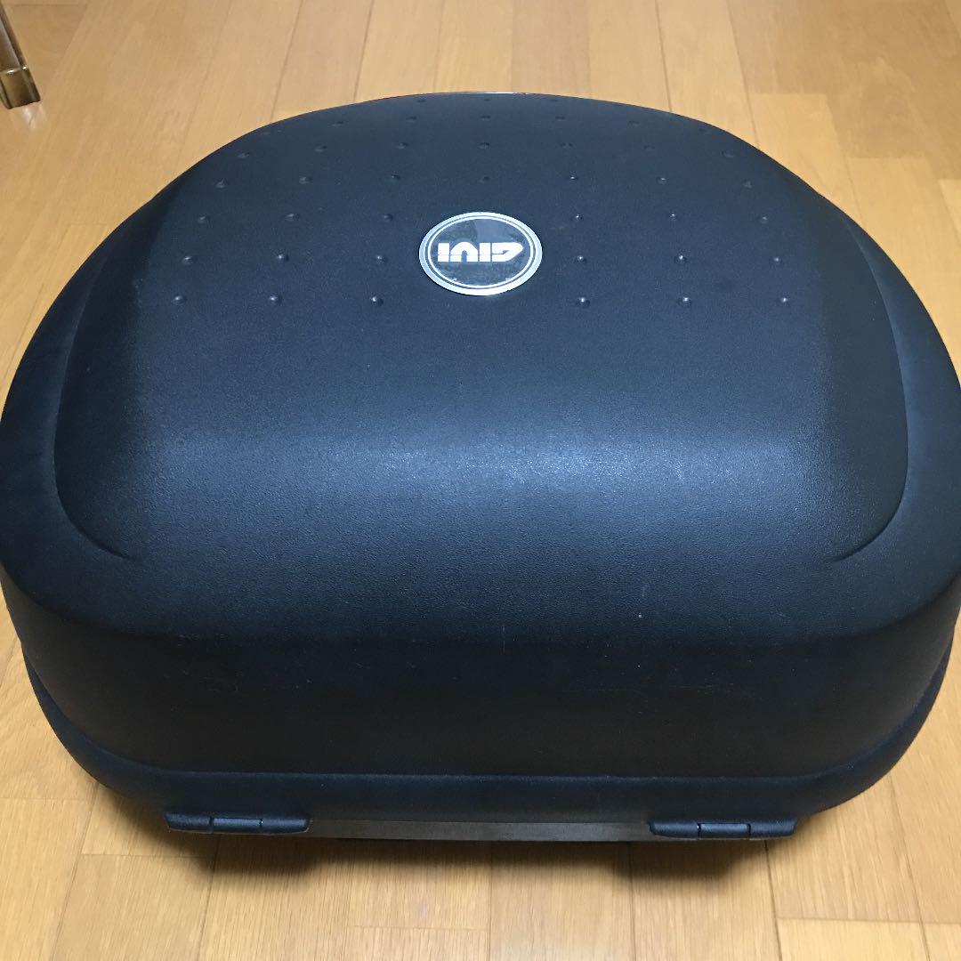 爆買い格安 屋内保管 リアボックス GIVI 大きい POINTE33 取付けベース バイク 4N51F-m65434053034 超特価特価