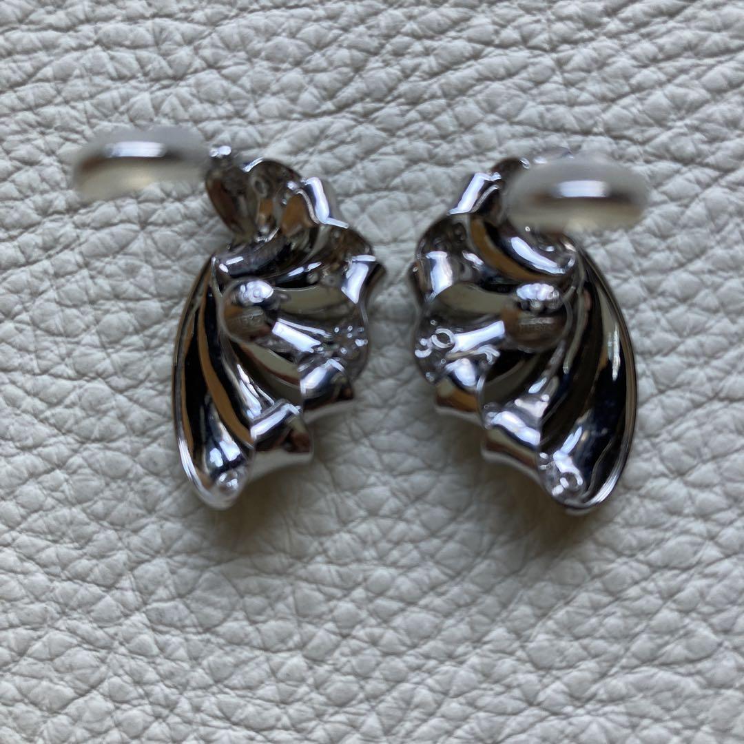 ダイヤモンド0.12ct バタフライモチーフイヤリング