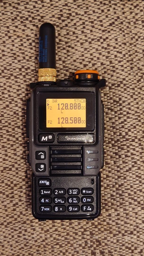 超爆安 新品 エアバンド対応】広帯域受信機 航空無線 メルカリ - FMラジオ 受信機