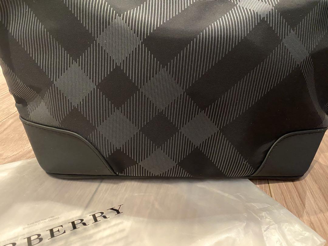 超特価セール開催！！ BURBERRY バーバリー コスメ トラベル ロング ポーチ ブラック 黒 バッグ