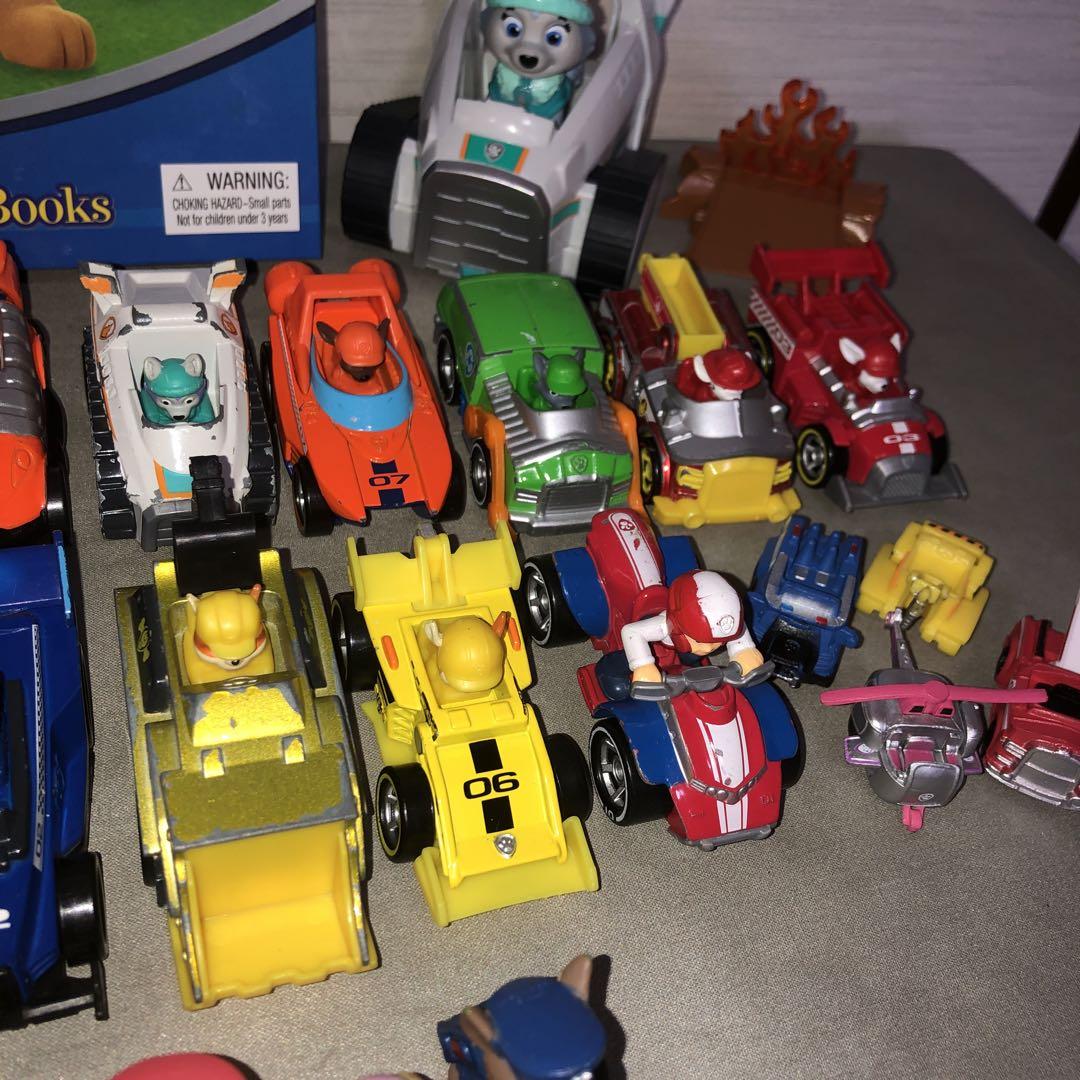 正規代理店 パウパトローラー パウフェクトマイク ミニカー14台ほか+収納 ミニカー