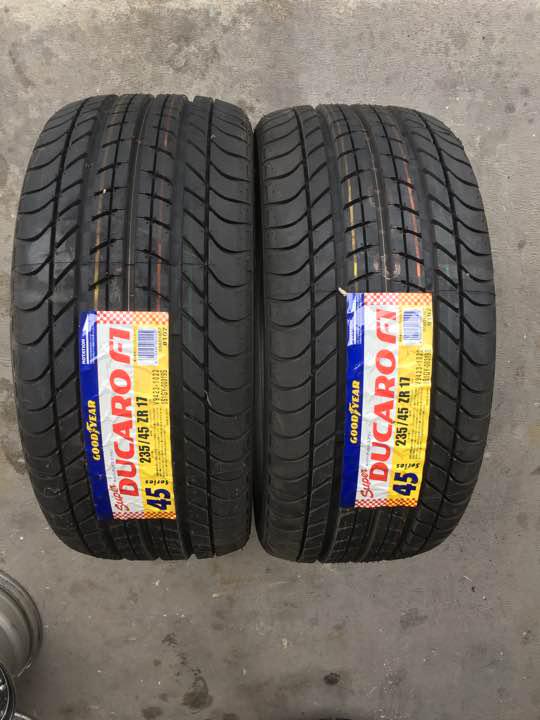 235/45ZR17 G00DYEAR 2本セット 235/45ZR17 G00DYEAR 2本セット