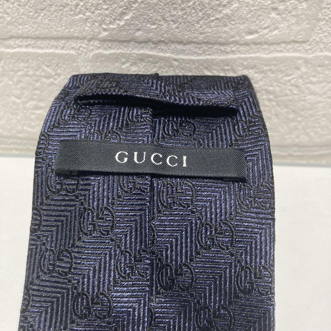 美品　高級　グッチGUCCI ネクタイ　ネイビー　GG柄　シルク　イタリア製