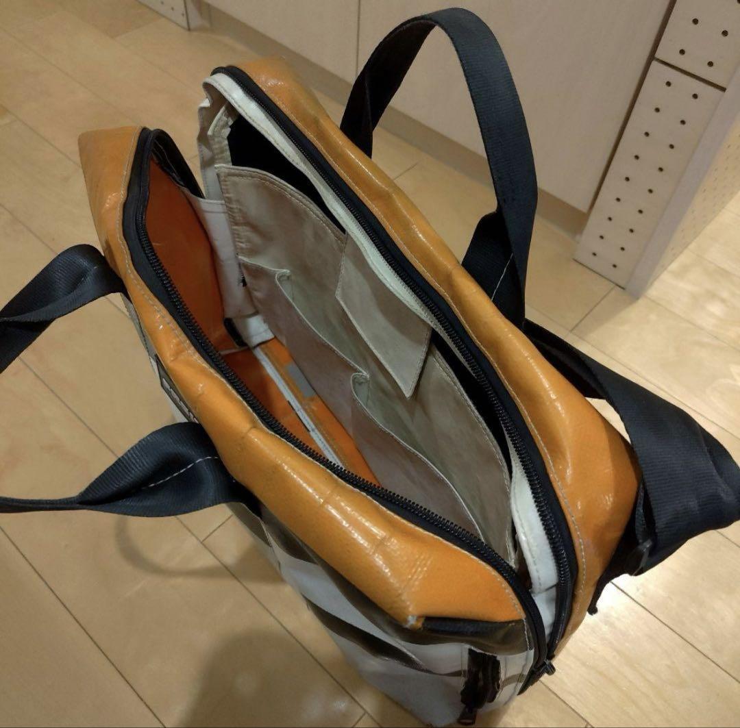 専門店では FREITAG フライターグ オレンジ/黒/白 ショルダーバッグ BEN F77 バッグ