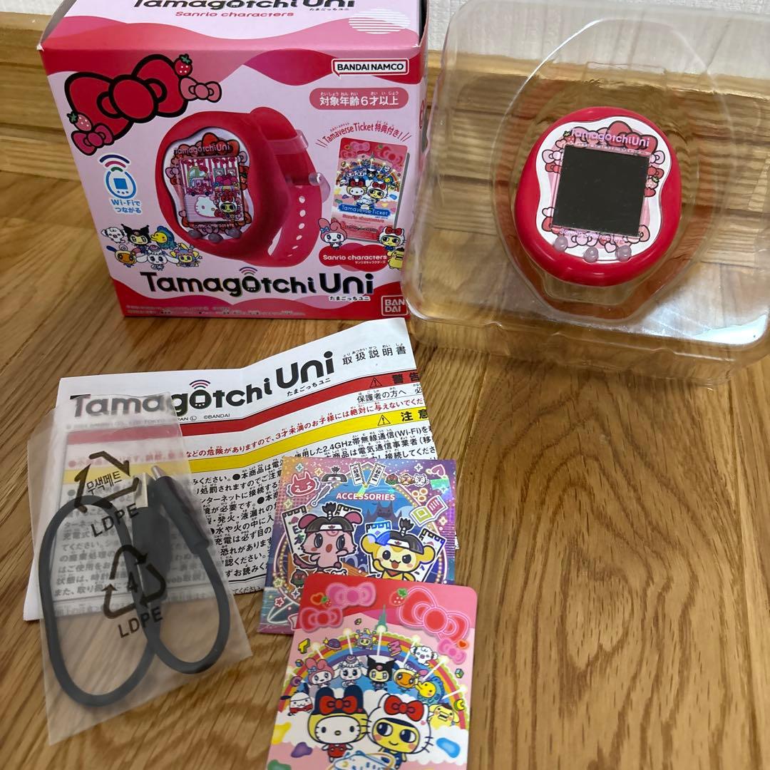 Tamagotchi Uni 赤 サンリオやや傷や汚れあり