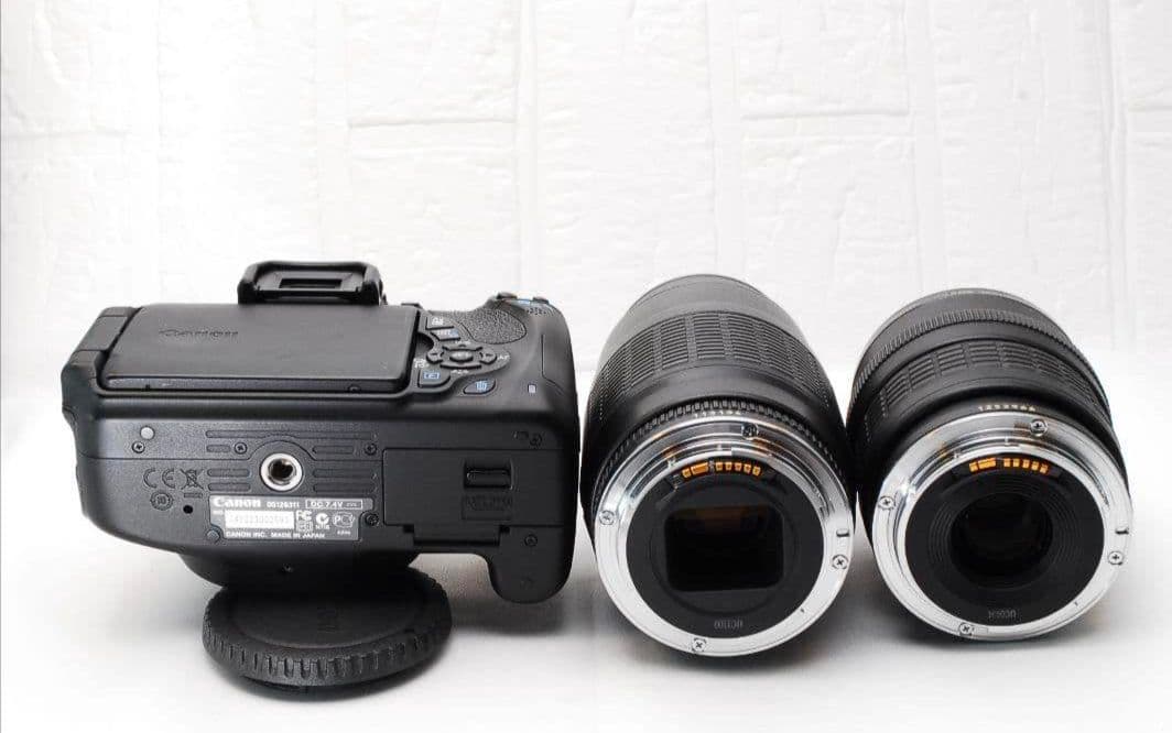 ダブルレンズ✨Canon Kissx5✨望遠レンズ✨バッグ付✨ ダブルレンズ✨Canon Kissx5✨望遠レンズ✨バッグ付✨