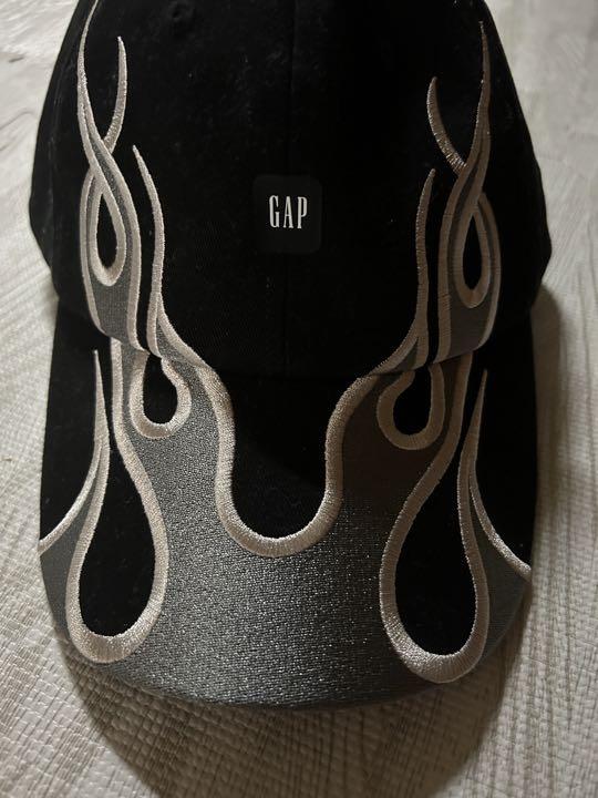 yeezy gap キャップ