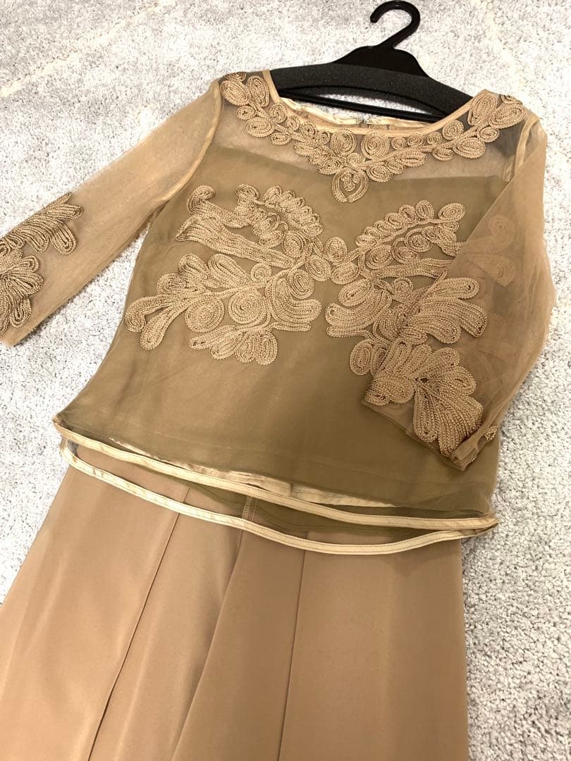 刺繍入りシースルートップス シアー 結婚式 パーティードレス