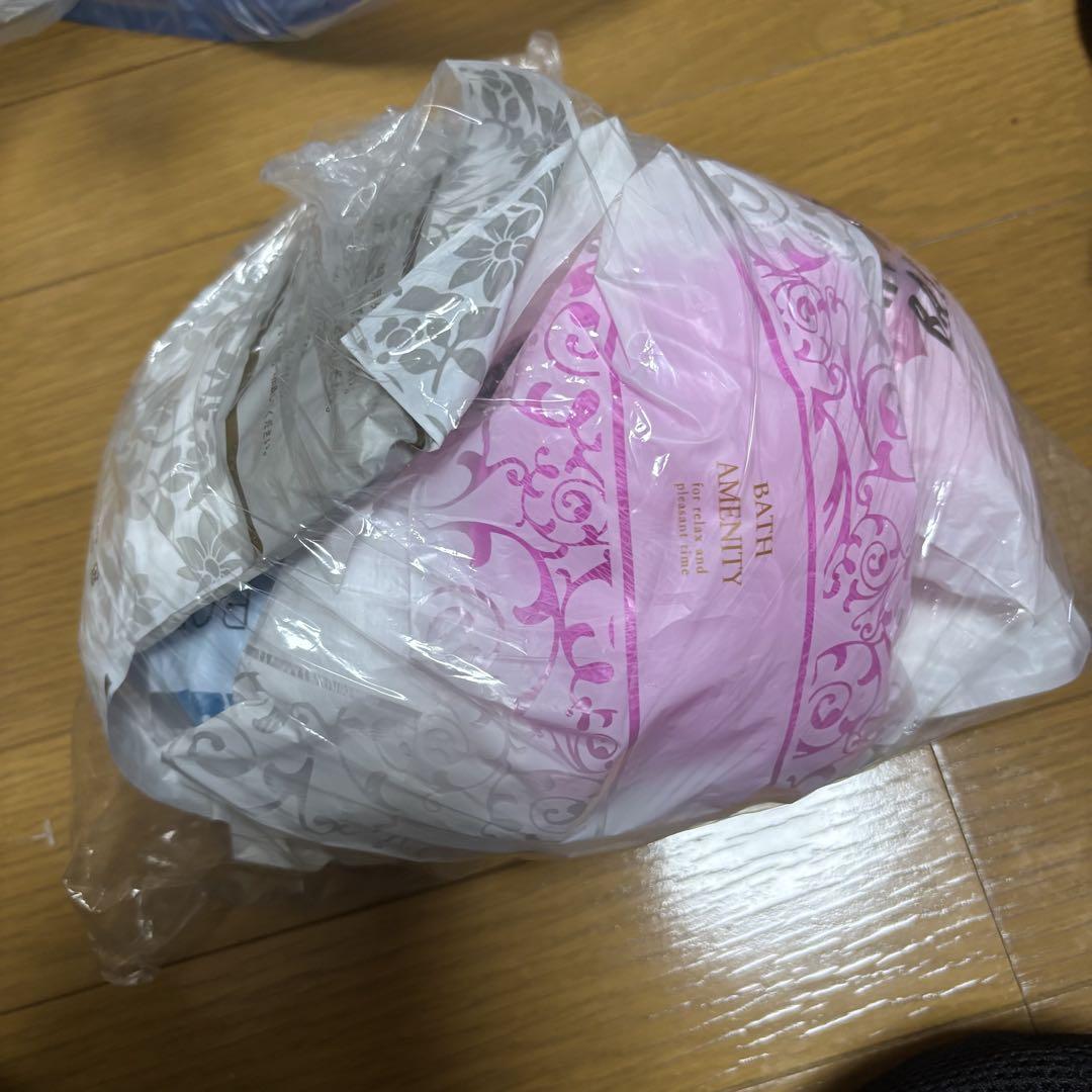 新品・未使用　沖縄リゾートホテル　アメニティセット　おまけ付き ホテルアメニティセット(おまけ付) - メルカリ