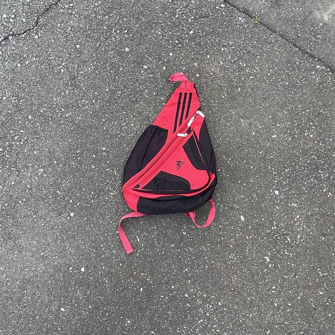 00s adidas ワンショルダーバッグ y2k スリングバッグ 赤 黒