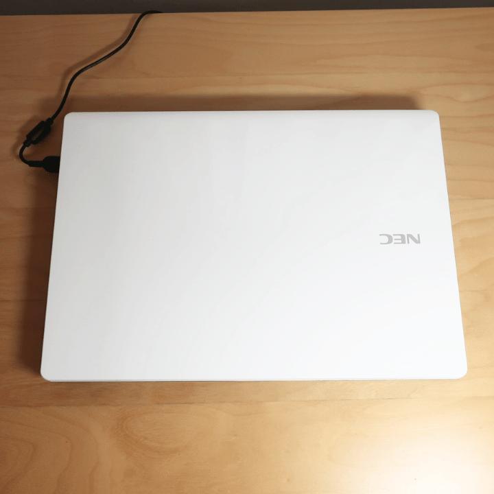 NECノートパソコン白 カメラ付