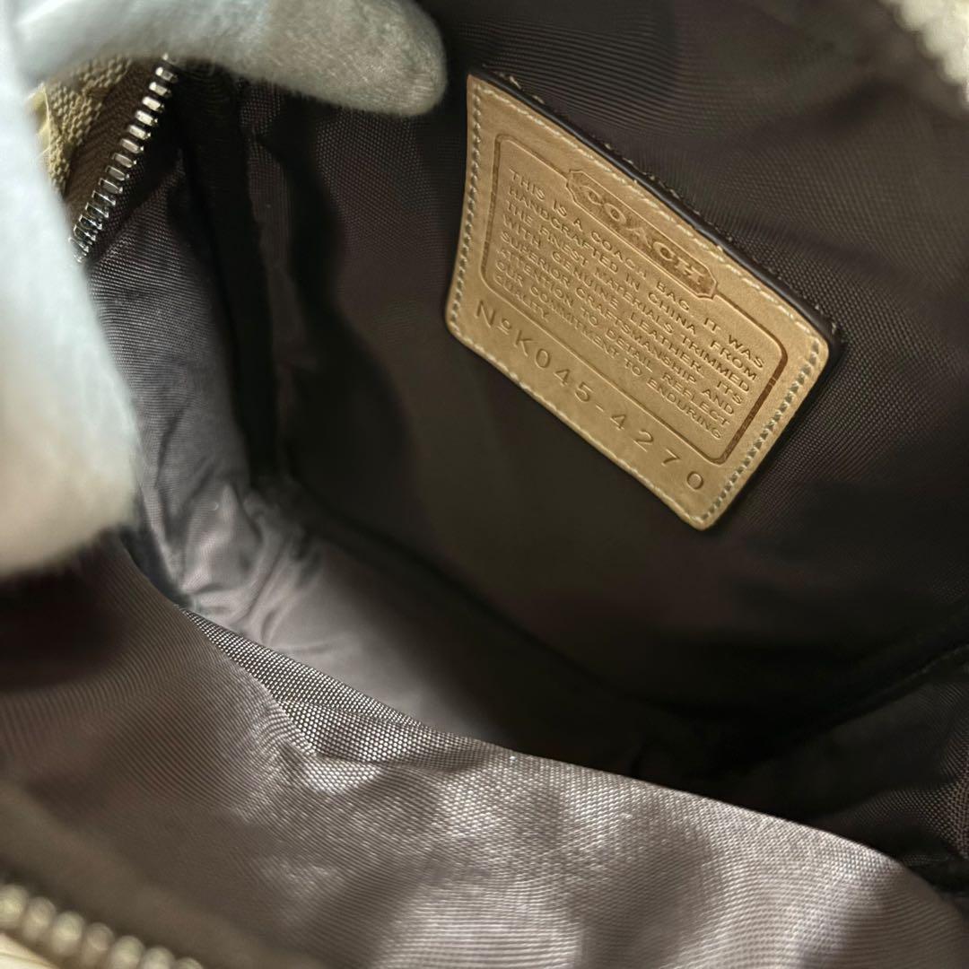 美品✨coach コーチ　ショルダーバッグ　シグネチャー　ベージュ　多機能バッグ