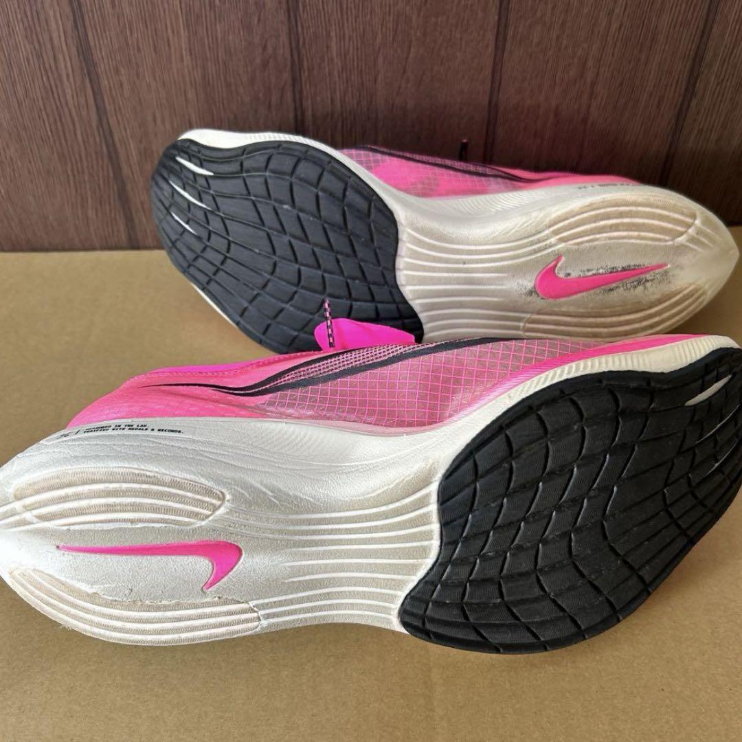 Nike ZoomX Vaporfly NEXT% 2 ピンク