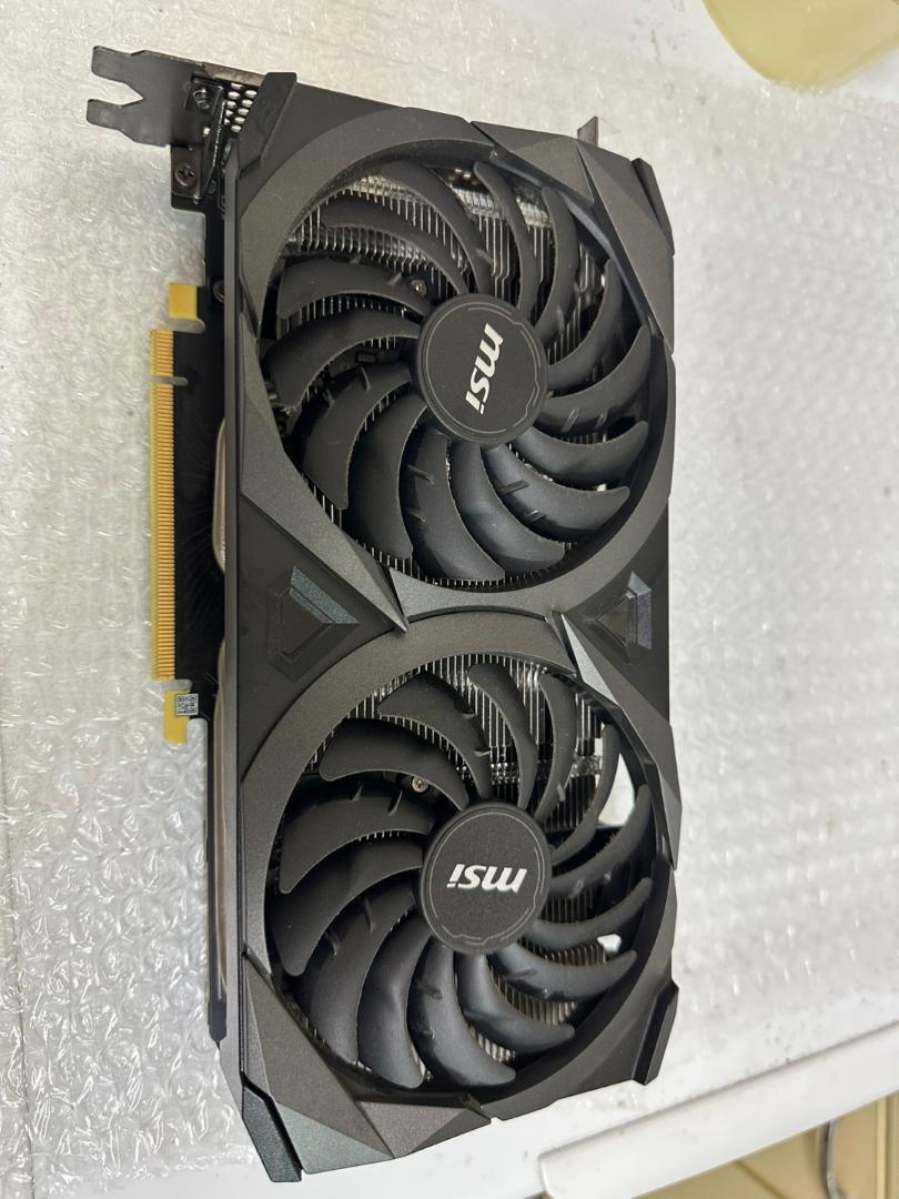 MSI Geforce RTX 3070VENTUS 2X OC(8つあります)