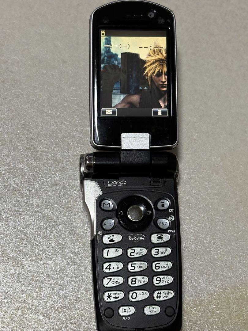 ドコモ P900iV クラウドブラック FF7AC ファイナルファンタジー 携帯 ドコモ P900iV クラウドブラック FF7AC ファイナルファンタジー