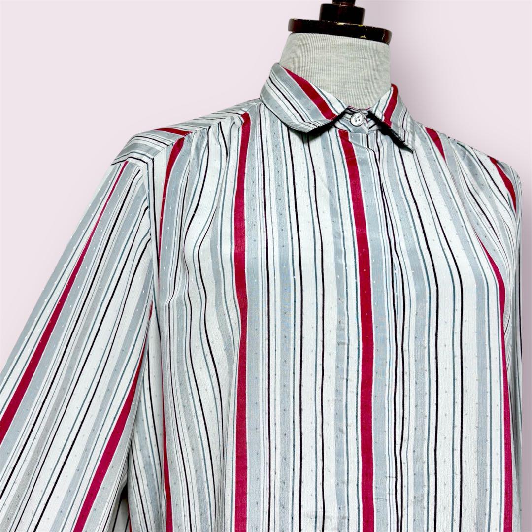 ヨーロッパ古着 70s～ ヴィンテージ レトロ ストライプ柄シャツ ブラウス 昭和レトロ古着 70s～80s ストライプ蝶々柄シフォンブラウス