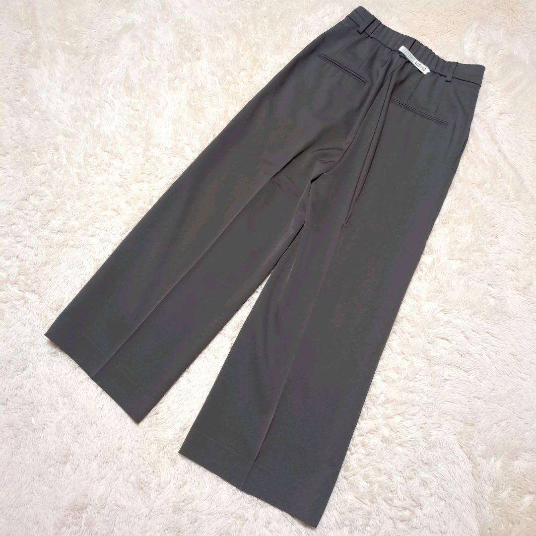 極美品！PLST　ノーカラーパンツスーツセットアップ　XS　ダークグレージュ