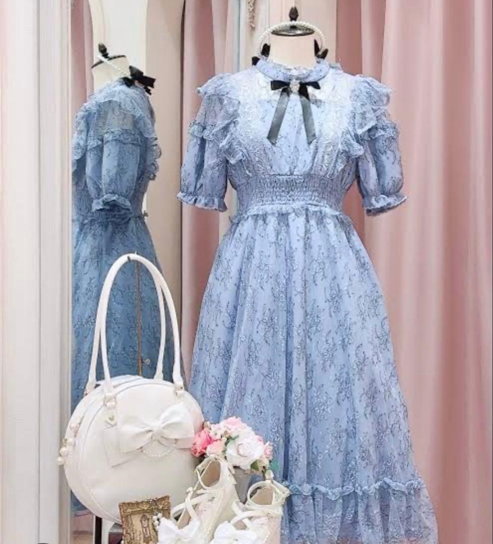 amavel Twinkle Feminine サックス　ワンピース　ロング