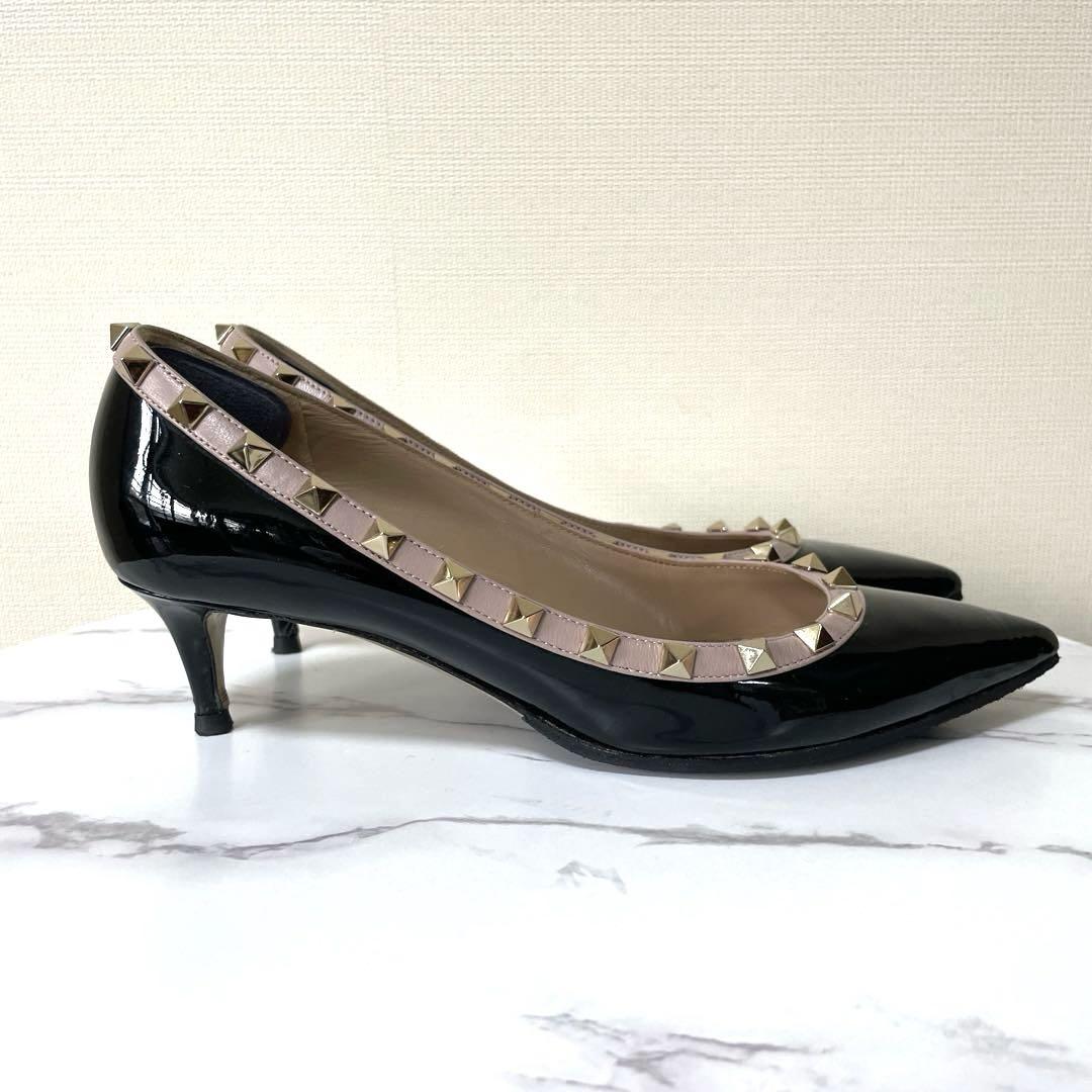VALENTINO 37.5 ロックスタッズ　エナメル ブラック　パンプス