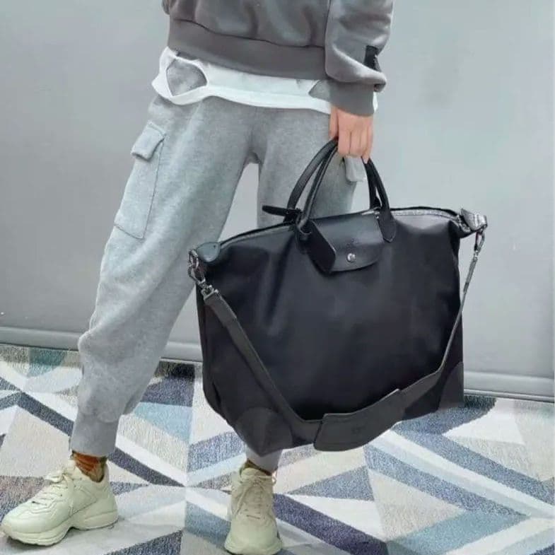 大容量 LONGCHAMP トートバッグ 2way ボストンバッグ ブラック新品、♥