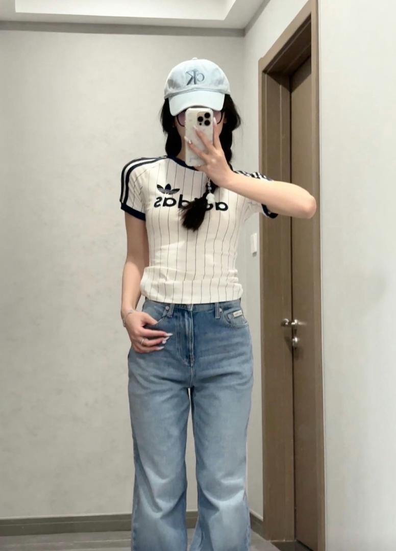 入手困難☆アディダス XLサイズ 半袖 Tシャツ リニア カリ スリム 白 韓国
