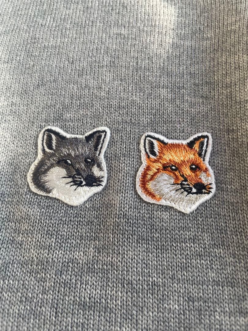 MAISON KITSUNÉ ニットカーディガン グレー MAISON KITSUNÉ ニットカーディガン グレー