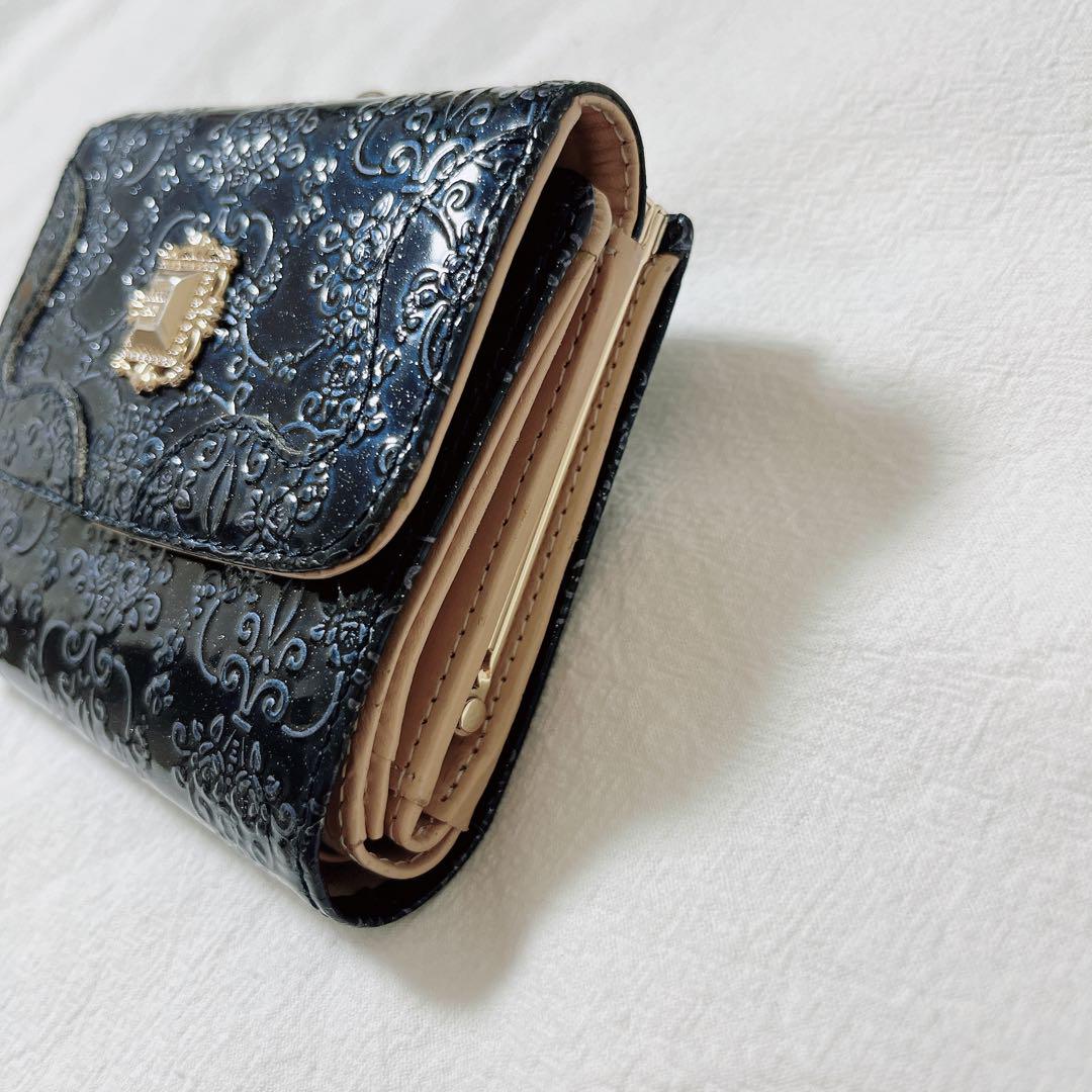 極美品 ANNA SUI 財布 ルーミー 紺 青 三つ折り 花 がま口 極美品 ANNA SUI 財布 ルーミー 紺 青 三つ折り 花 がま口