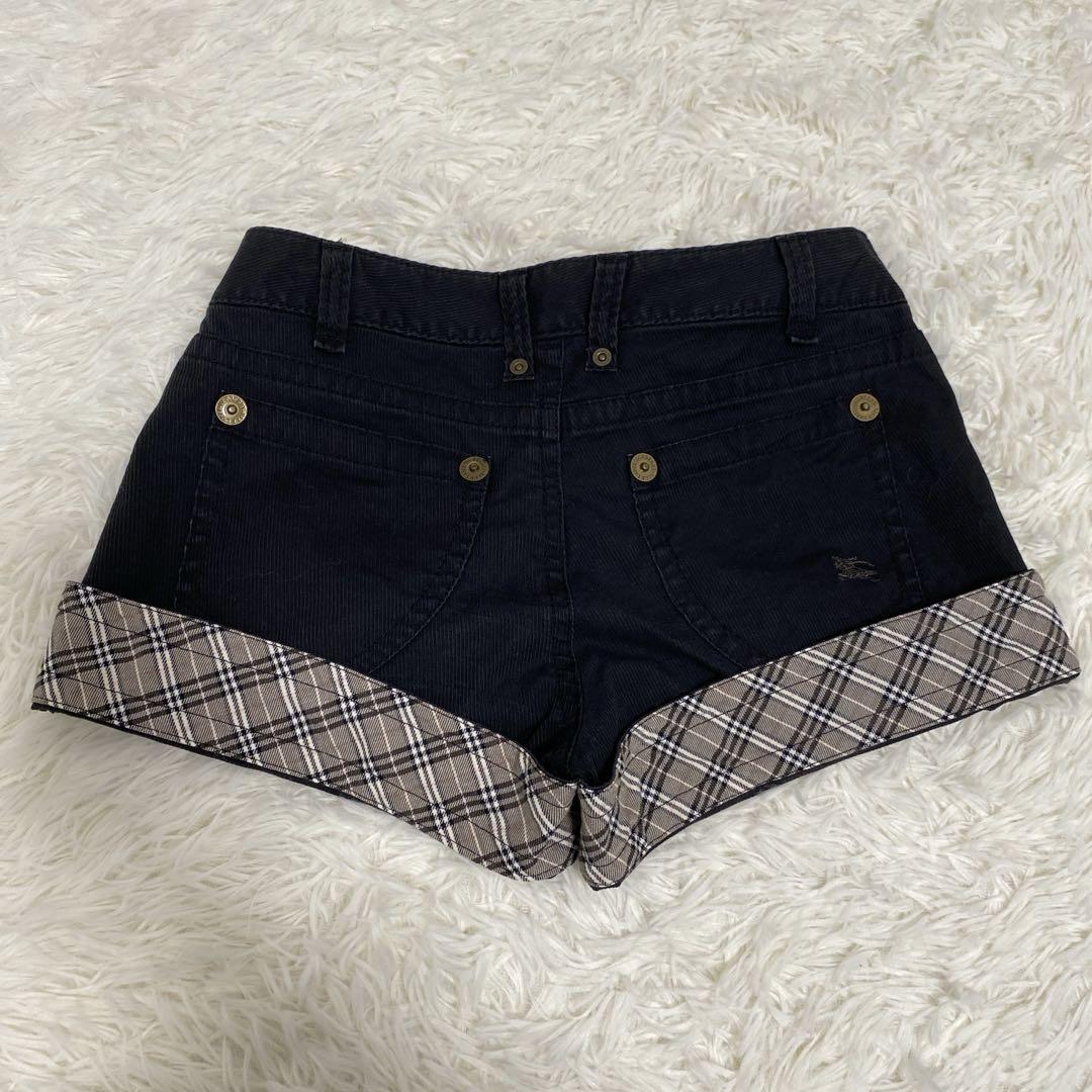 【バーバリーブルーレーベル】ショートパンツ コーデュロイ風 ノバチェック 黒