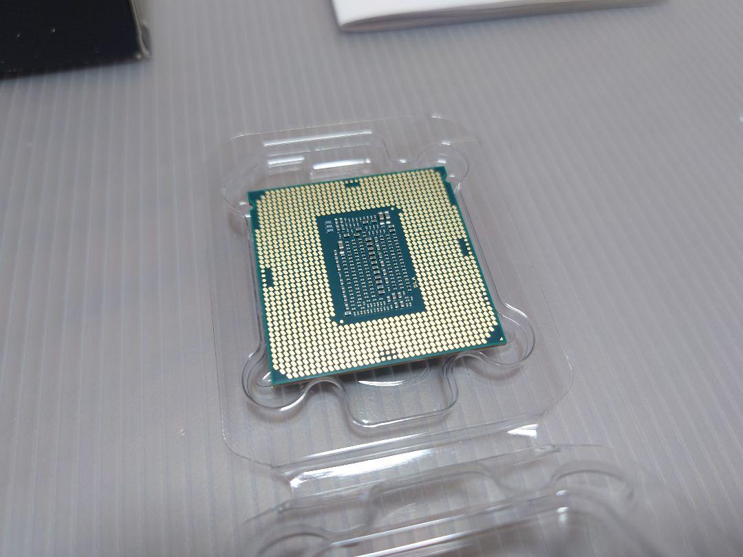 【美品・付属品有】Intel Core i5-9600K