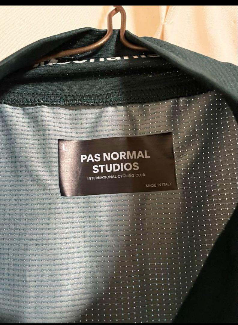 PAS NORMAL STUDIOS サイクルジャージ ダークグリーン