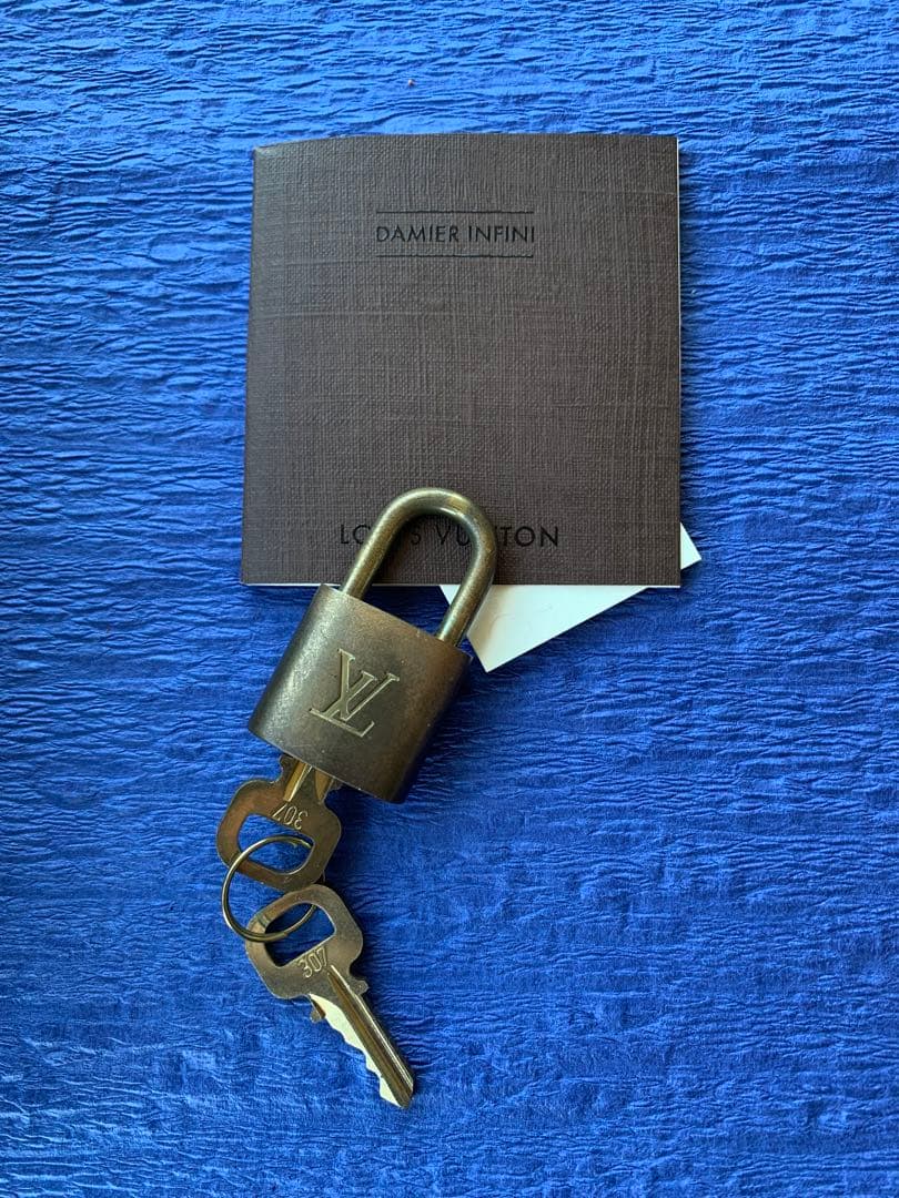 ルイヴィトン ポルトドキュマン