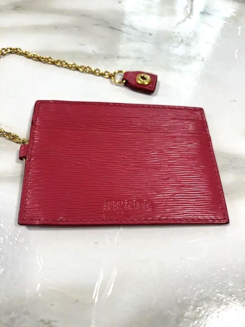 PRADA レザー　パスケース　カードケース　ピンク