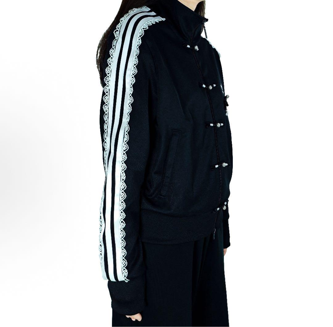 adidas墨染めローズ 長袖ジャケット 女性ブラック　Mサイズ
