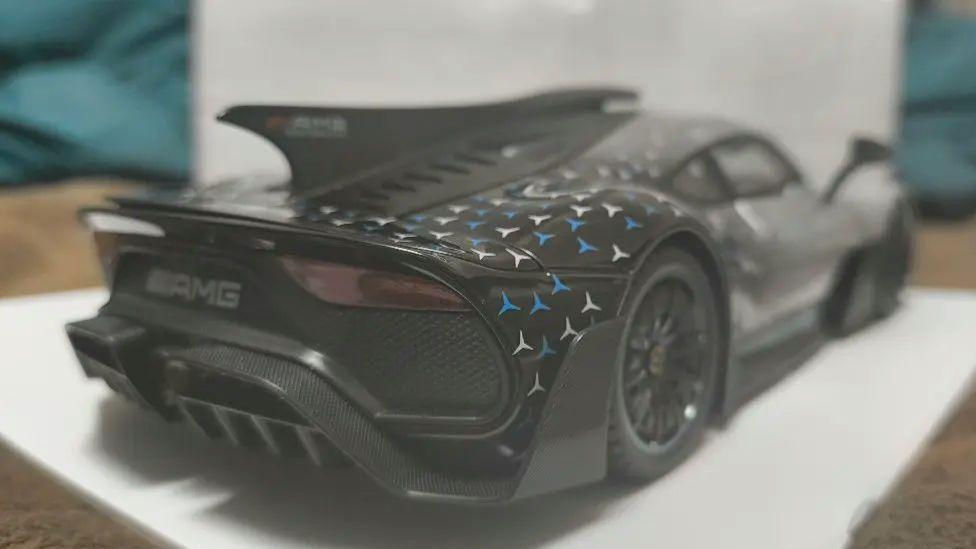 1/18 メルセデス AMG プロジェクトOne