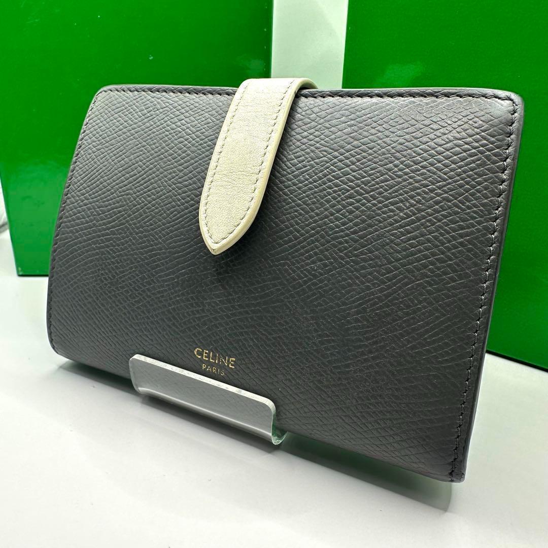 極美品✨ セリーヌ ミディアム ストラップ 二つ折り財布 ダークグレー 現行ロゴ