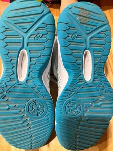 ASICS バスケットボールシューズ ハイカット ホワイト