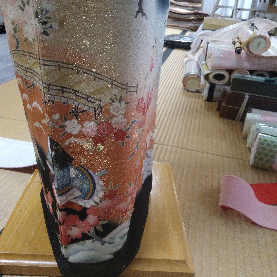 新品黒留袖、比翼付き、手縫い仕立て、袋帯セット致しまます。