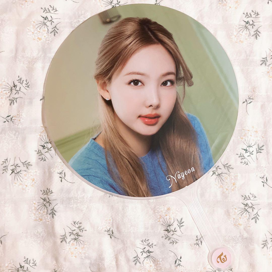 TWICE ナヨン うちわ Together1&2 POPUP ライブグッズ - メルカリ