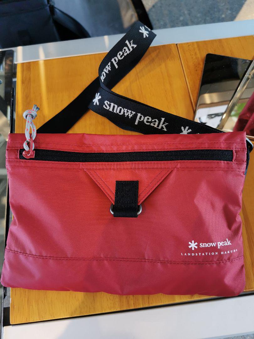 メルカリ Snowpeak 白馬 限定 サコッシュ レッド スノーピーク アウトドア 6 500 中古や未使用のフリマ メルカリ Snowpeak 白馬 限定 サコッシュ レッド スノーピーク アウトドア 6 500 中古や未使用のフリマ