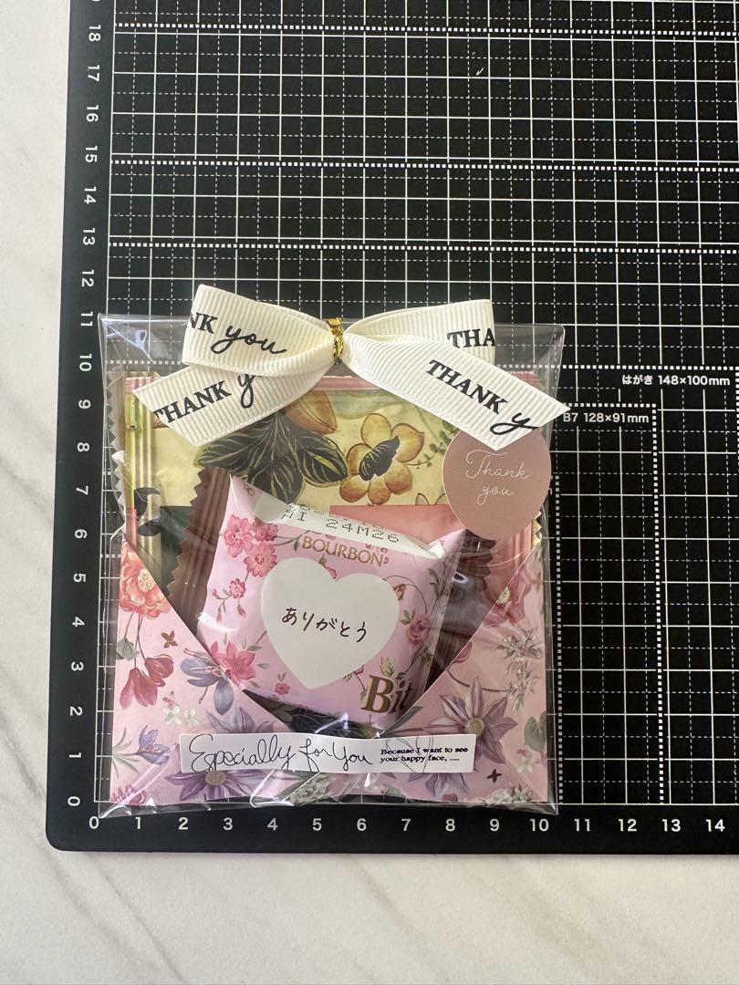 【専用】①お礼プチギフト　35袋　ミントン紅茶♡メッセージチョコ♡ベルメーレン