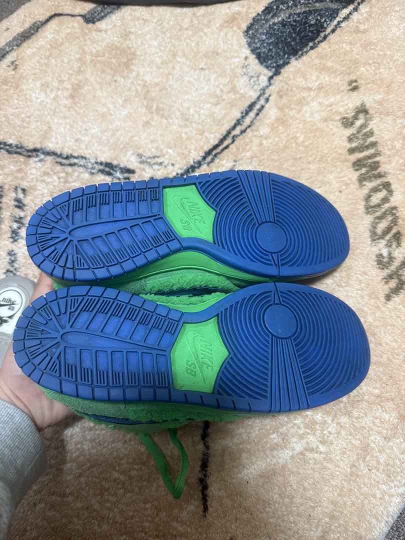 Grateful Dead × Nike SB Dunk Green Bear