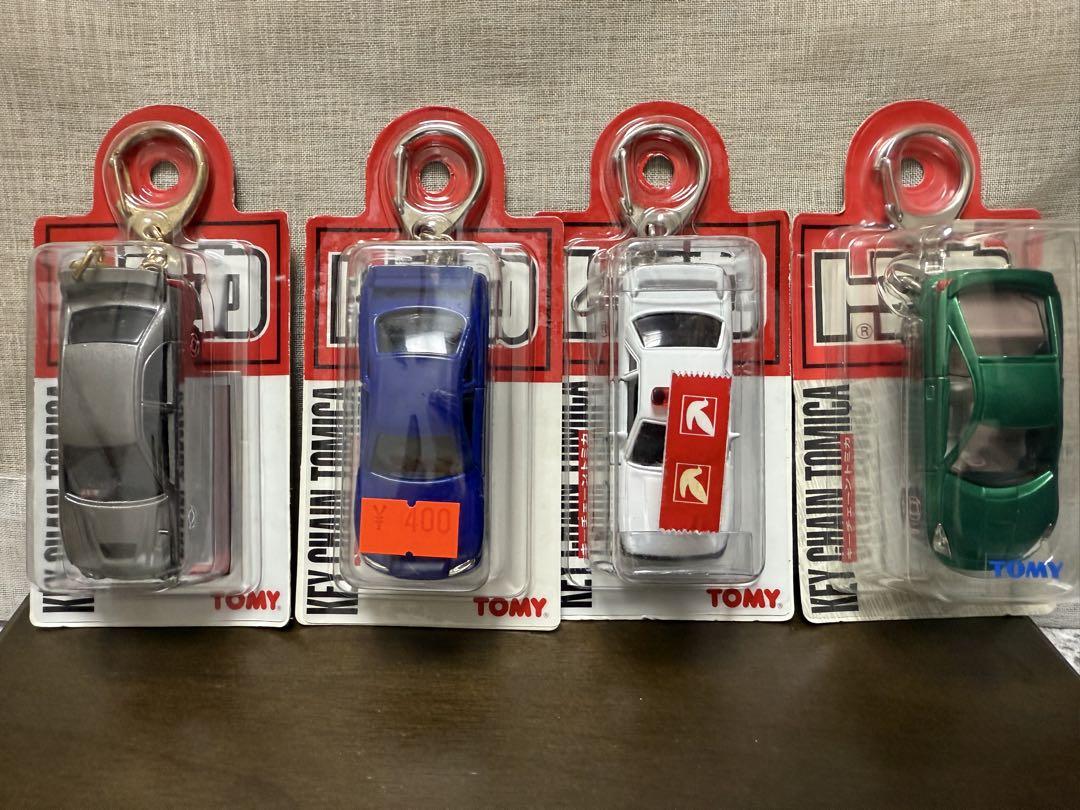 トミカ ミニカー キーホルダー付き14台セット