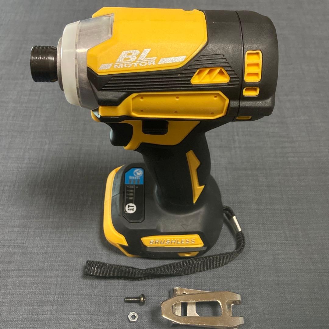 Shanna様専用　新型 電動インパクトドライバー ×4 ドライバー